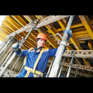 型枠解体を行う石橋解体は武雄市で未経験の方も歓迎します